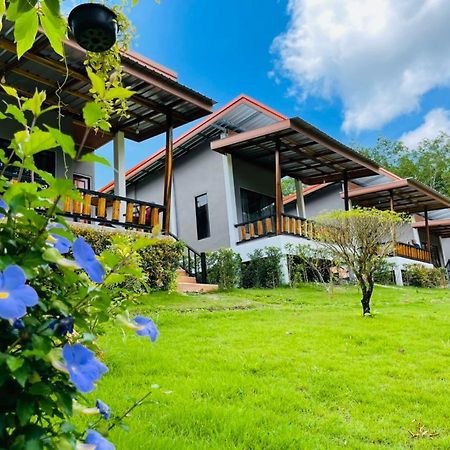 Phurin Thara Resort Ko Lanta エクステリア 写真